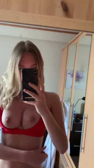 i am bored :( (f)