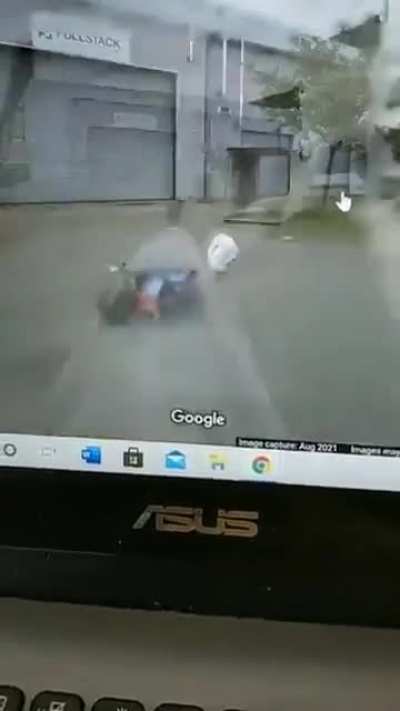 me🛵irl