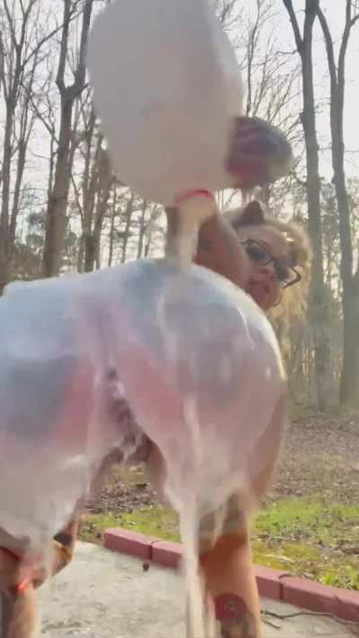 Cum on my booty