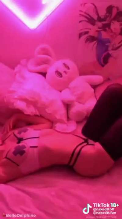 Eat my ASS 😈 👸Belle Delphine r/Hot<wbr>Tikto<wbr>kBabe<wbr>s