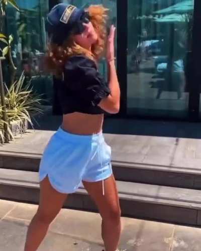 Yassi Pressman