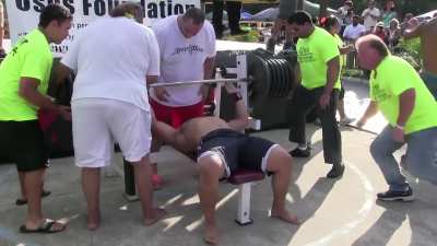 to bench press 725 pounds