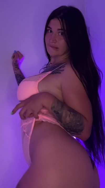 I want to be played with me in different poses