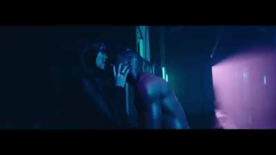 Hailee Steinfeld, Grey ft. Zedd - Starving (2016)