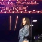 😮