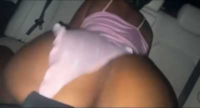 Her booty so wavy