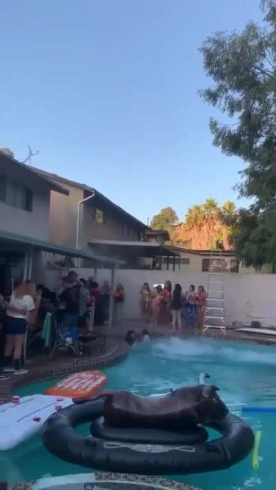 HMC While i jump off the roof