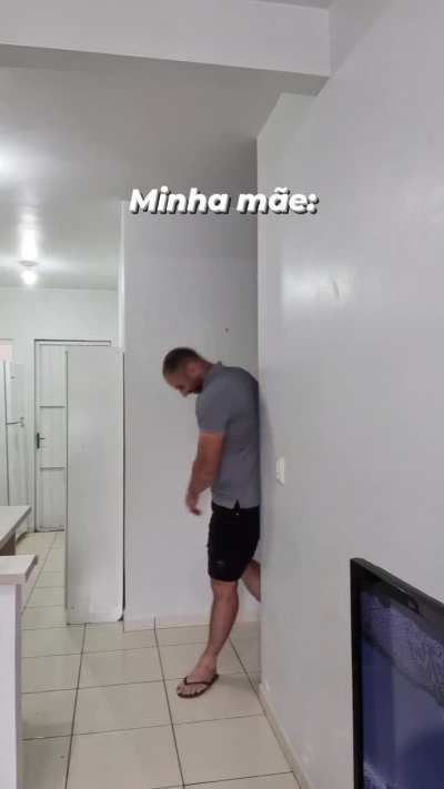 peepoShy