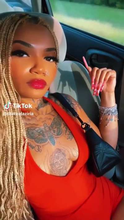 Sexy and tattooed up😮‍💨