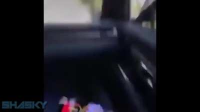 S is for supra (créditos no vídeo)