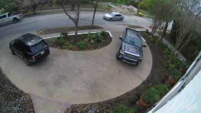 Don't mess with Dallas construction workers