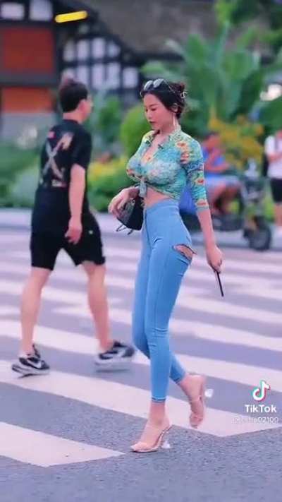 Street fashion