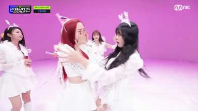JiU and Gahyeon's heart