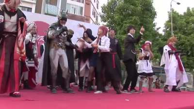 Breaking News: Batman leaves DC universe to join Hoyoverse