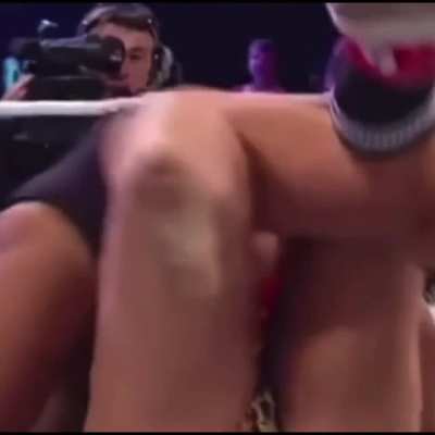 Her fat jiggly ass an tits in Slowed/reverse