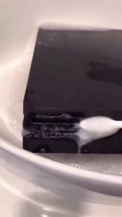 Ps4’s clean and ready to go