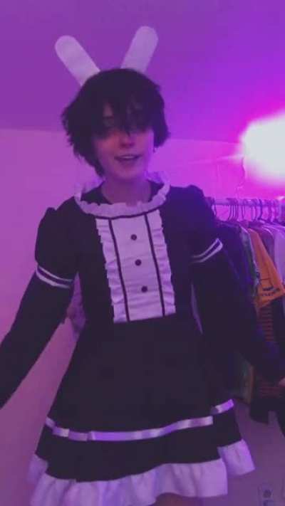 trying to find the origin of this video that i’m assuming is a tiktok if u know or know how pls tell me !!! my friend is obsessed with it