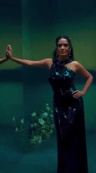 Salma’s dress for the Baby2Baby Gala event | IG November 2023