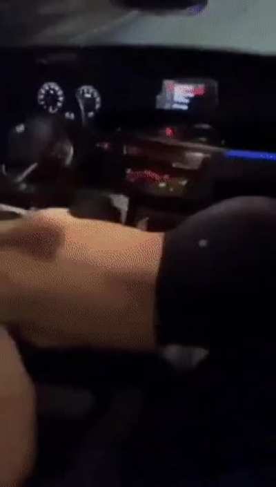 [B/S] Little Sister is always happy to pay for the ride!