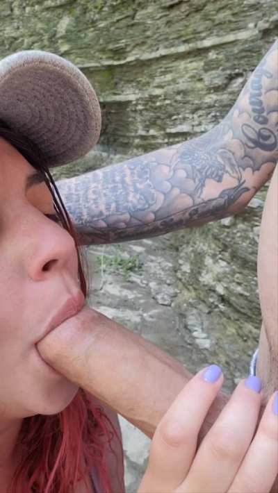 [redd<wbr>it/di<wbr>scord<wbr>] <taking a buds load where<wbr>ver/w<wbr>henev<wbr>er😏🤫