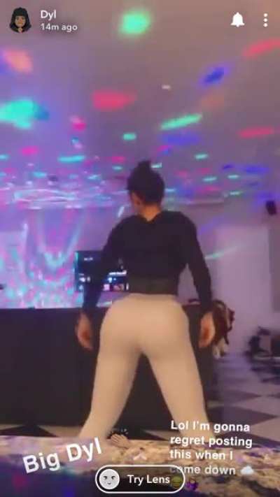 🍑🤗