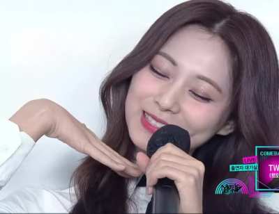 211112 - cute Tzuyu