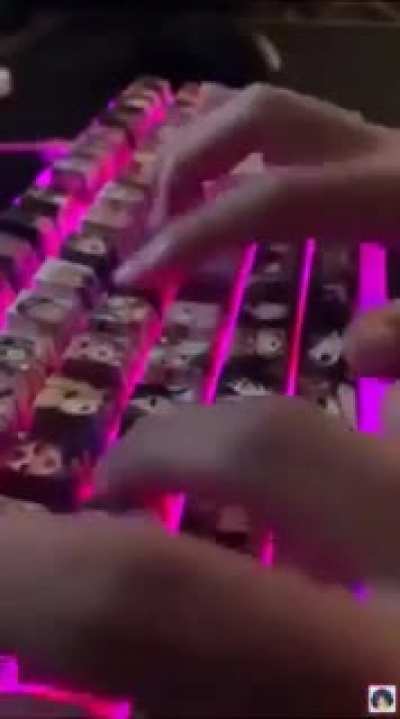 Every weeb's dream keyboard 🌚