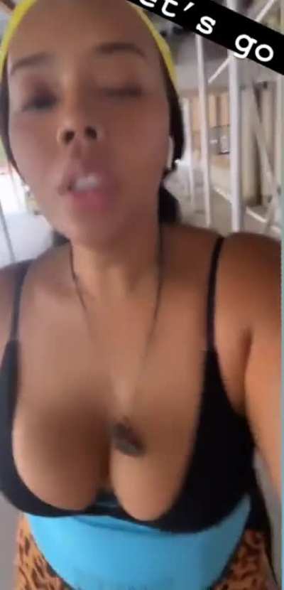 jiggle
