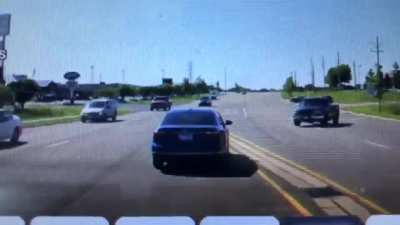 Hero dives into car of driver having seizure and puts vehicle in park