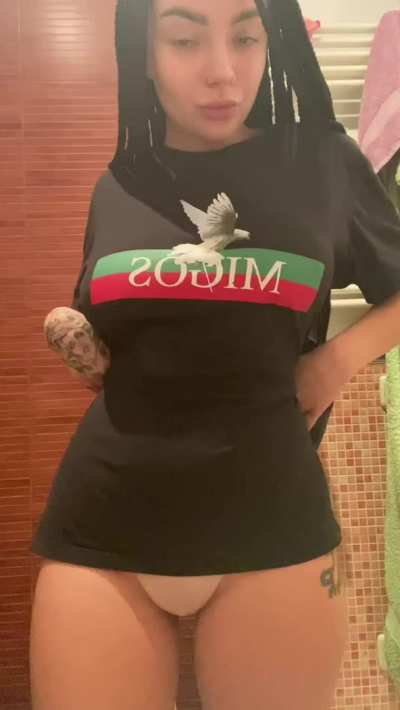 no trust putted in baggy shirts 😈