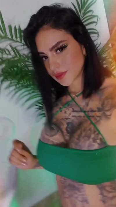 Love me!