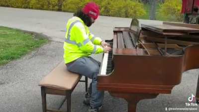 Trashman Plays Piano