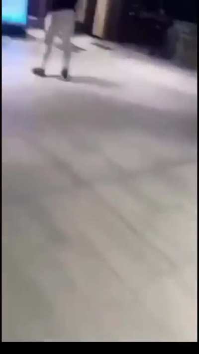 Man stabbed in AUSTRALIA, No other info and not my video just sharing.