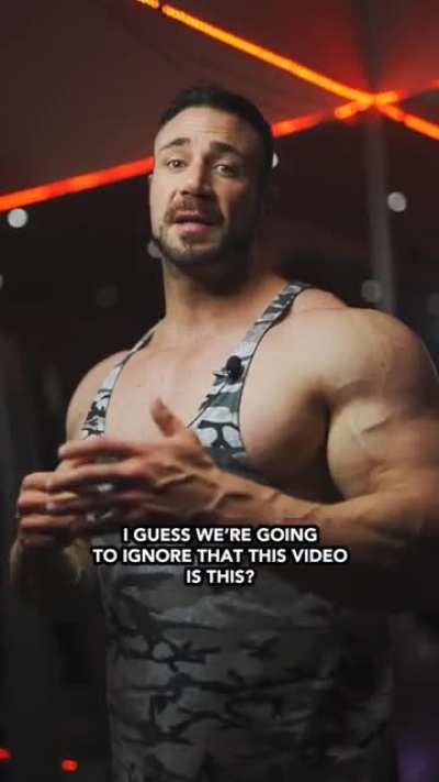 the first guy is cringe, the second one isn't
