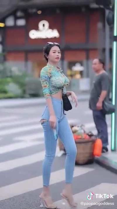 The asian Aphrodite
