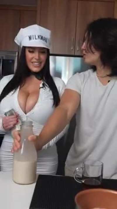 Australian Big Tits