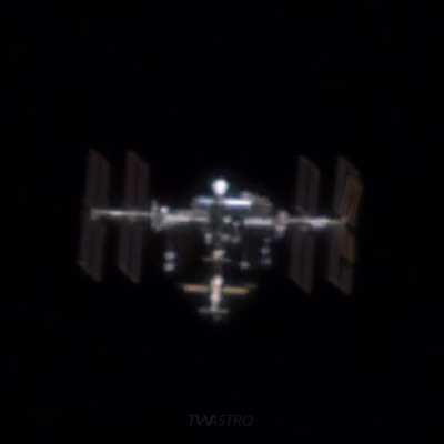 [OC] ISS flyover through my 16