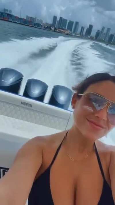 🛥 🌊
