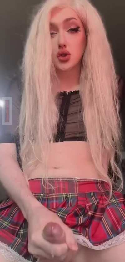 Desperately need new cumbucket. Maybe it’d be you?