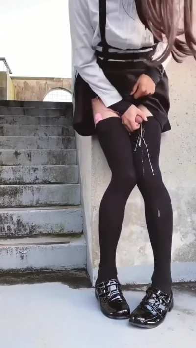 Outdoor naughty cumshot all over stockings