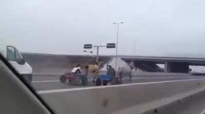 La întrecere pe autostrada