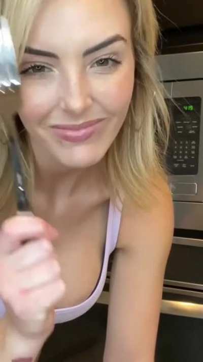Peyton up close