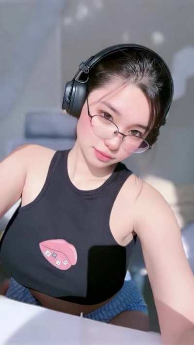Jeila Dizon