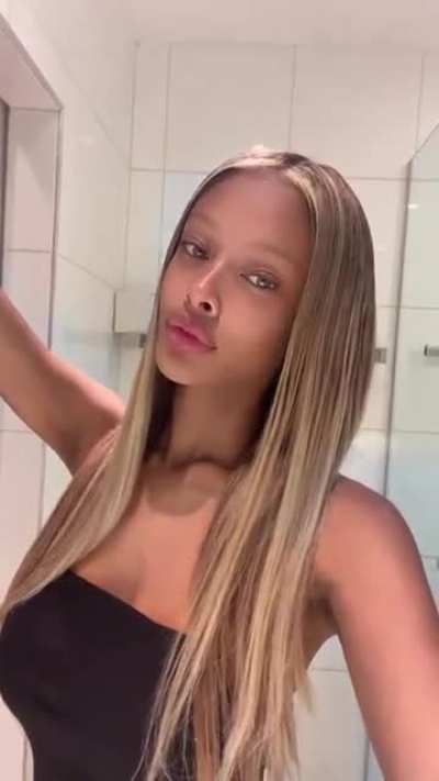 Vinetria Chubbs {2022-06-14} (@vinetrria) [Instagram]