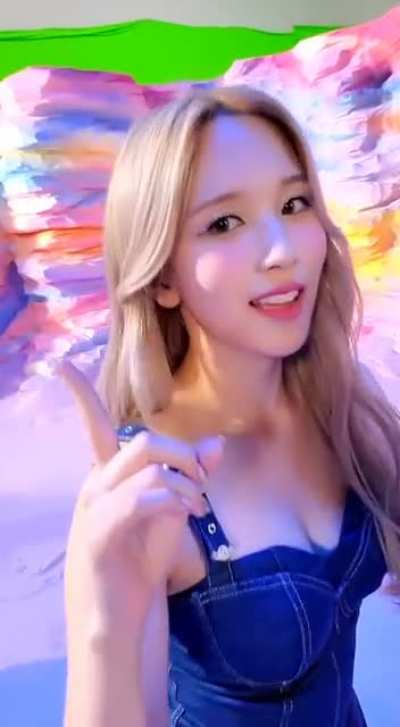 Cute Mina
