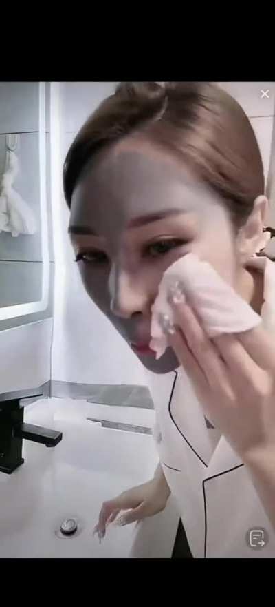 Selling face mask