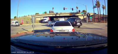 Not super eventful but this kind of thing happens a lot at this intersection.