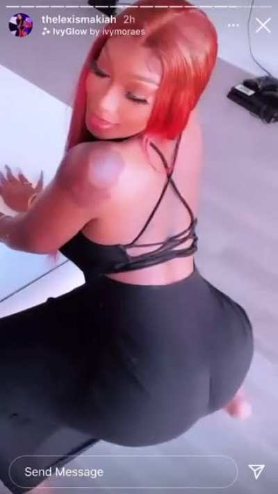 😈