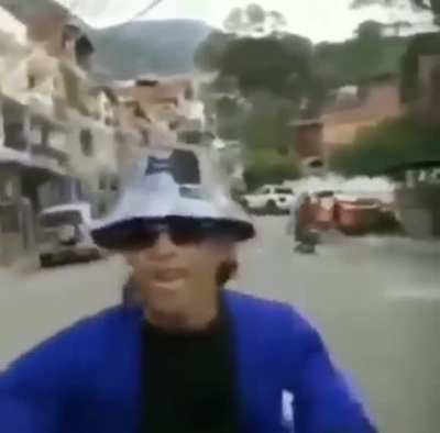El dice