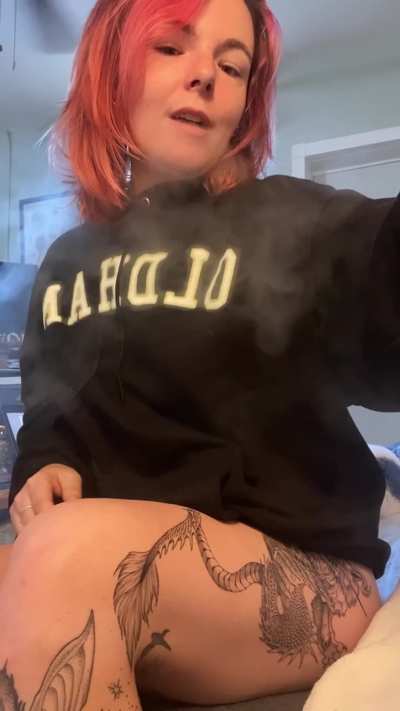 Wake n bake, coffee & cartoons is my favorite way to spend a Sunday 